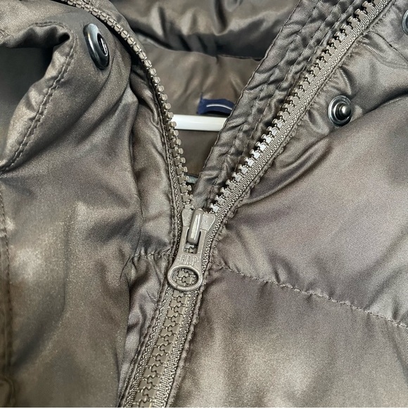 Women’s GAP puffer jacket brown with removable hood - Picture 4 of 10